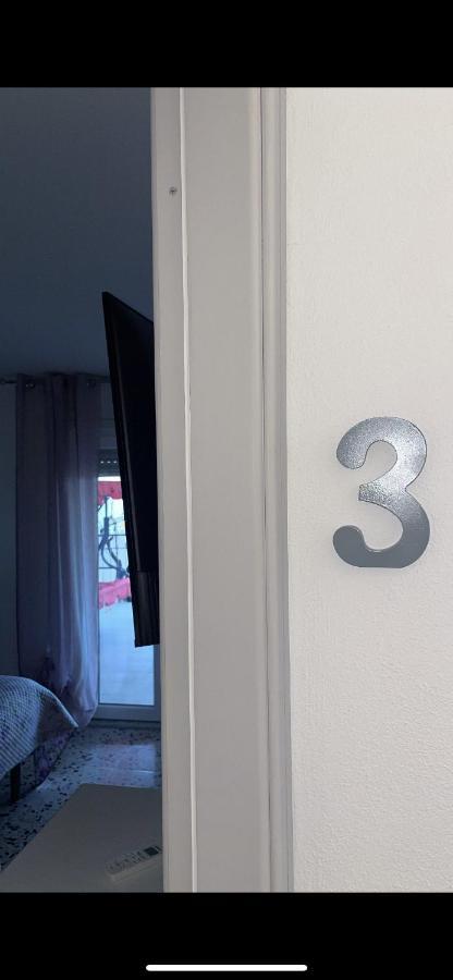 Affittacamere Il Vicoletto Aria Ona Villagrande Strisaili Exterior photo