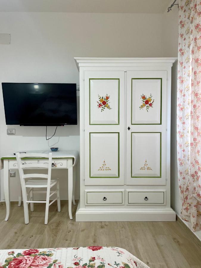 Affittacamere Il Vicoletto Aria Ona Villagrande Strisaili Exterior photo